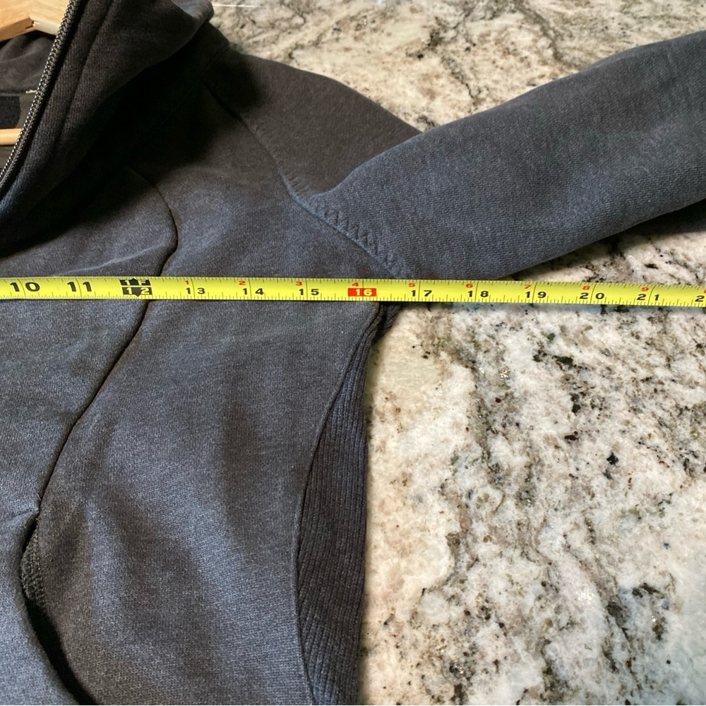 Lululemon Scuba Jacket Womens Size 4 Asymmetrical Zip Up Gray‎ - Picture 10 of 11